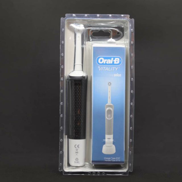 Hàng Đức BÀN CHẢI ĐIỆN ORAL - B PRO 600, Vitality, braun