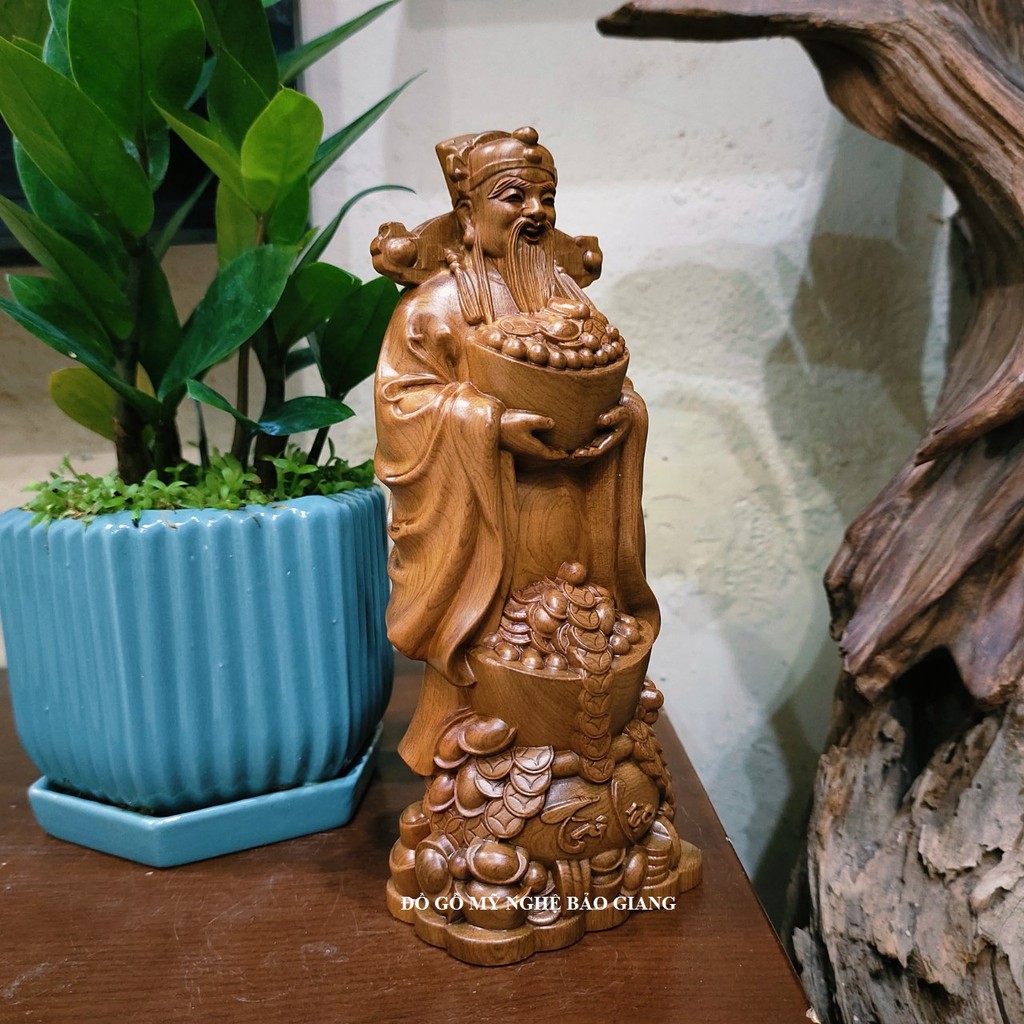 Tượng thần tài bằng gỗ thơm mẫu mới cao 20 cm