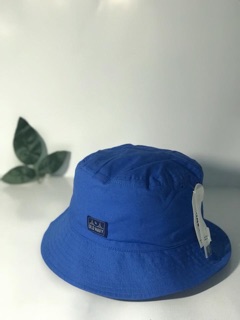 BLUE BUCKET HAT