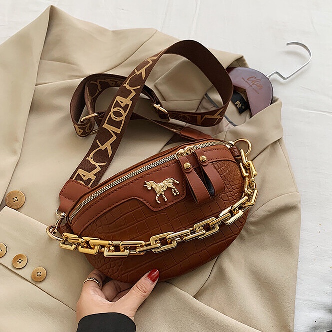 Túi đeo chéo phối dây xích thời trang Hàn Quốc 2021 cho nữ