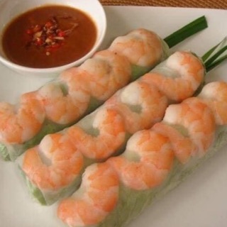 Lá nem sống cuốn gỏi cuốn gỏi bánh tráng màu trắng thơm ngon dài mềm đặc biệt