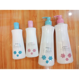 Dung dịch vệ sinh phụ nữ MISTINE chai 200ml