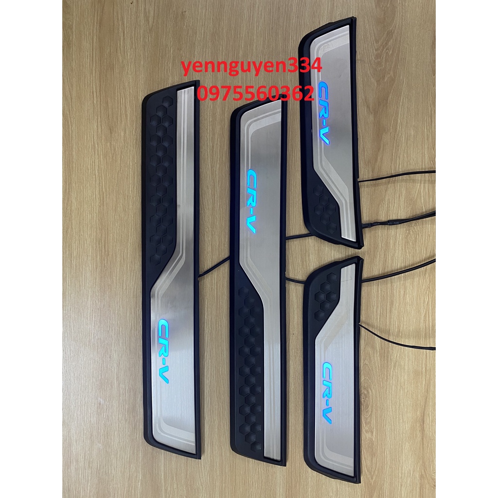 Nẹp bước chân có đèn Honda CRV nhựa thay thế chính hãng