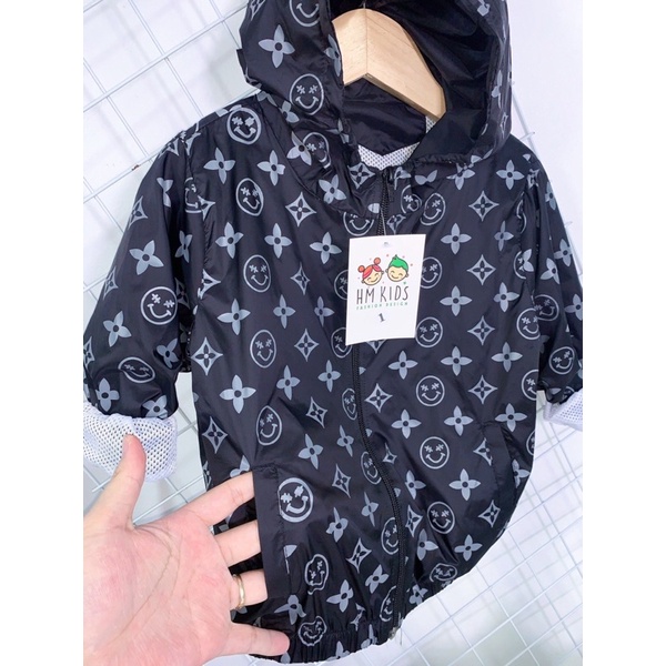 ÁO GIÓ HOẠ TIẾT L-V BÉ TRAI