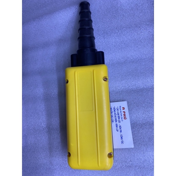 Nút điều khiển máy tời có nút dừng khẩn 250V 5a/ 500v/2a