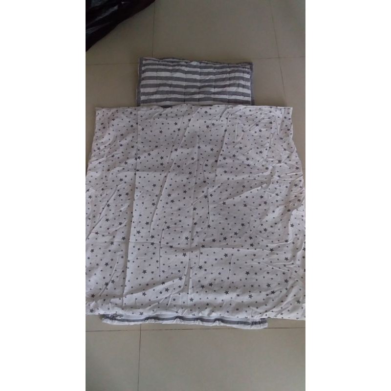 Thanh lý bộ nệm mền cho bé