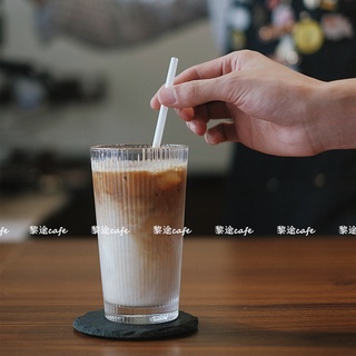 Cốc thuỷ tinh sọc dọc