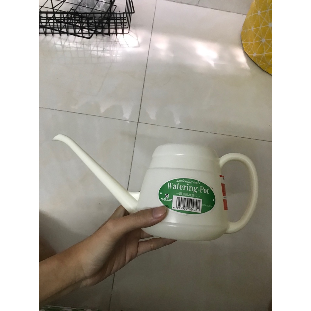 Bình tưới cây cảnh 850mL Nakaya của Nhật Bản V047 chất liệu cao cấp nhựa PE