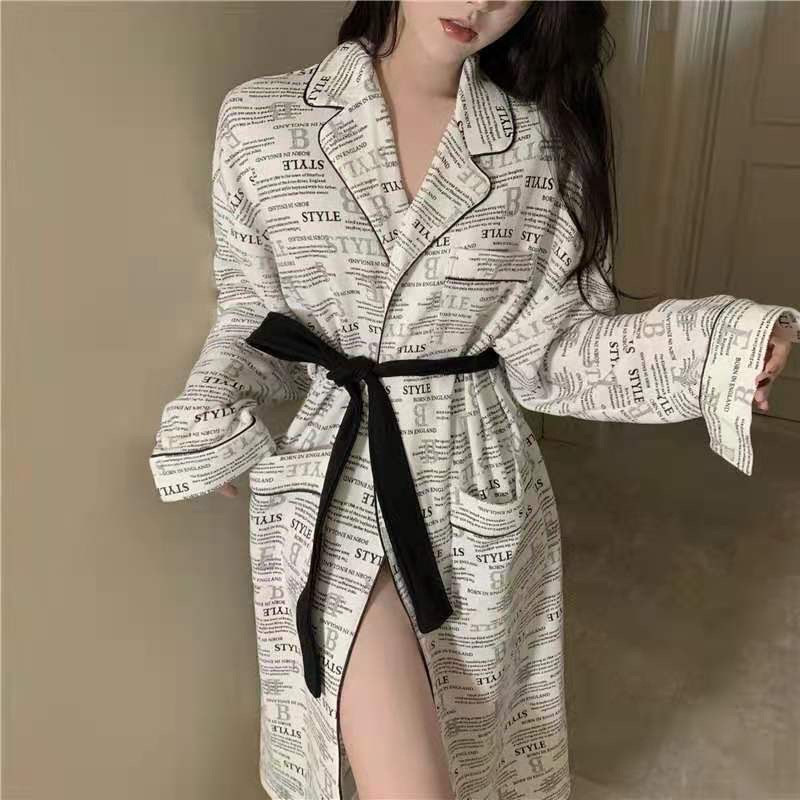 Áo Choàng Tắm Tay Dài Thiết Kế Trẻ Trung Hợp Thời Trang Dành Cho Cặp Đôi