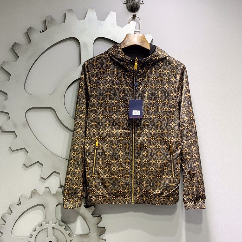 Áo khoác gió nam thương hiệu Louis Vuitton LV cao cấp hoạ tiết logo mặc được hai mặt có một mặt màu trơn và họa tiết