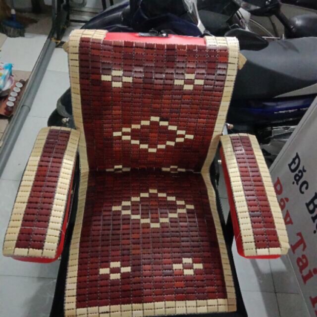 Chiếu trúc bọc ghế cắt tóc ngồi cho mát