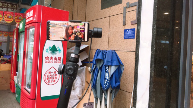 [Mã 11ELSALE hoàn 7% đơn 300K] Máy hỗ trợ quay video siêu hót 2020 | BigBuy360 - bigbuy360.vn