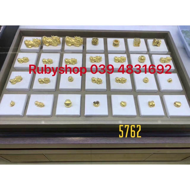 Khay 28 ô chưng bày charm