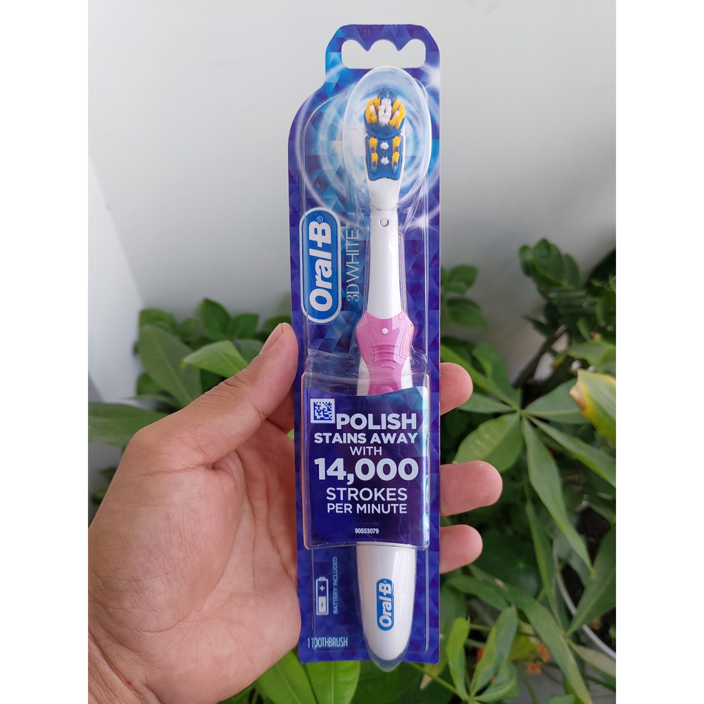 Bàn chải pin giúp làm sạch nhanh mảng bám Oral B 3D White Polish Stains Away