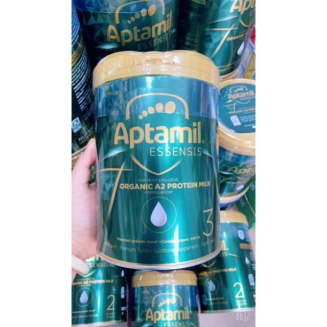 Sữa Aptamil Essensis - SỮA HỮU CƠ VỚI ĐẠM SẠCH A2 - 900g của Úc