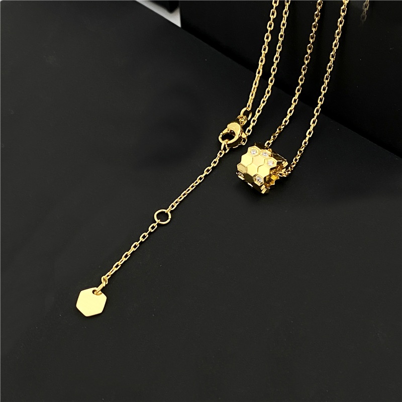 Dây Chuyền Mạ Vàng Hồng 18K Mặt Tổ Ong Lục Giác Đơn Giản