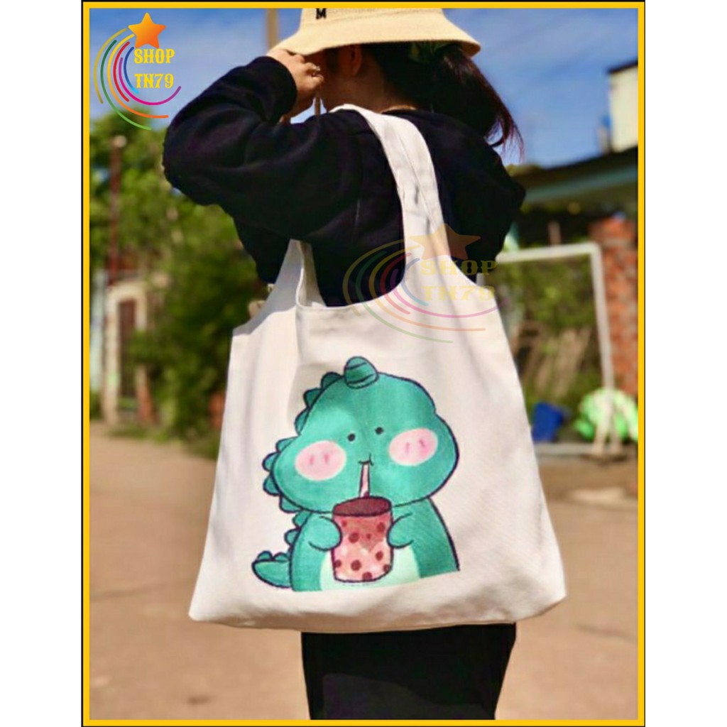 Túi đeo vai thời trang vải canvas mềm loại to đi hoc , đi chơi , đi làm đều rất đẹp - KHỦNG LONG UỐNG TRÀ SƯA