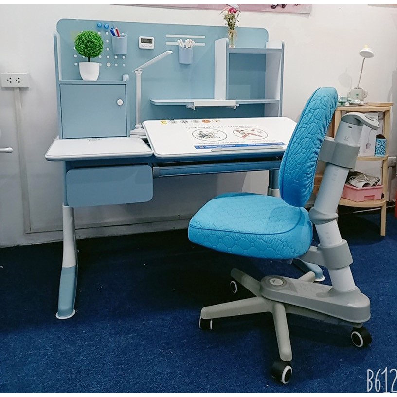 BÀN HỌC THÔNG MINH CHỐNG GÙ, CHỐNG CẬN CHO TRẺ EM DÀI 1,2M MÀU XANH MÃ CB-91200