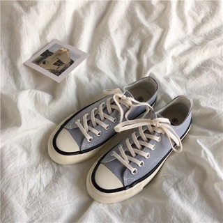 Giày canvas xanh trời ( viền đen)