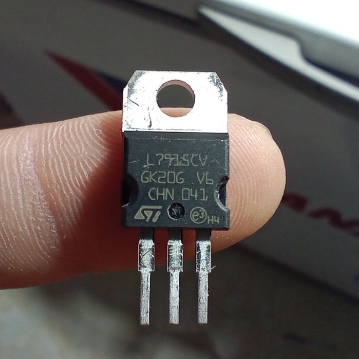 IC L7915CV TO-220 tháo máy