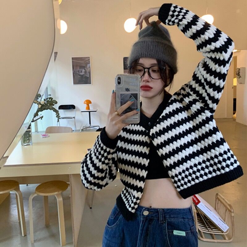 Áo Khoác Dệt Kim Nữ Dài Tay Kẻ Sọc Kiểu Hàn Quốc Có 3 Màu