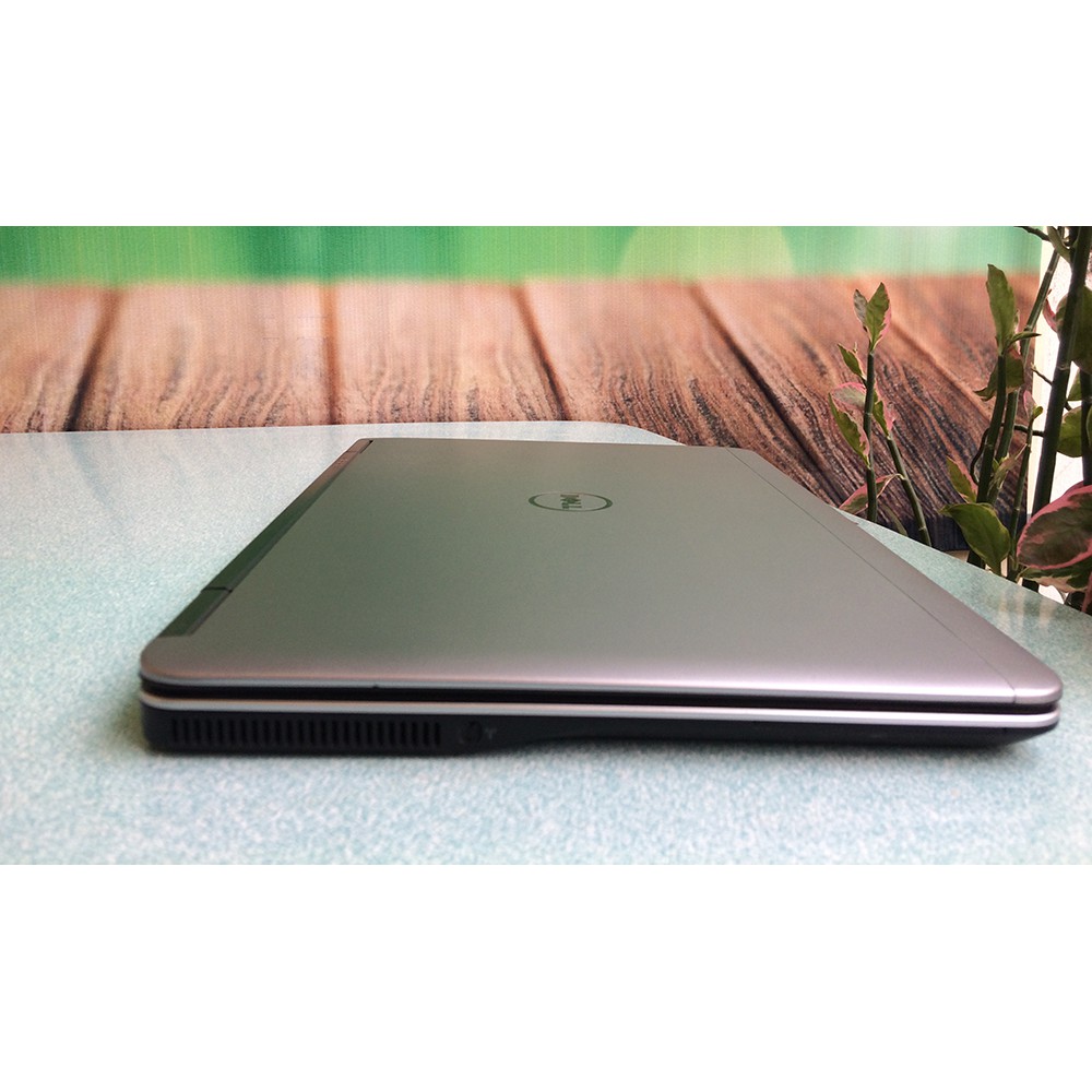 Laptop Dell Latitude E7240 UltraBook  i5/4G/SSD128/12.5inch - vỏ nhôm mỏng nhẹ