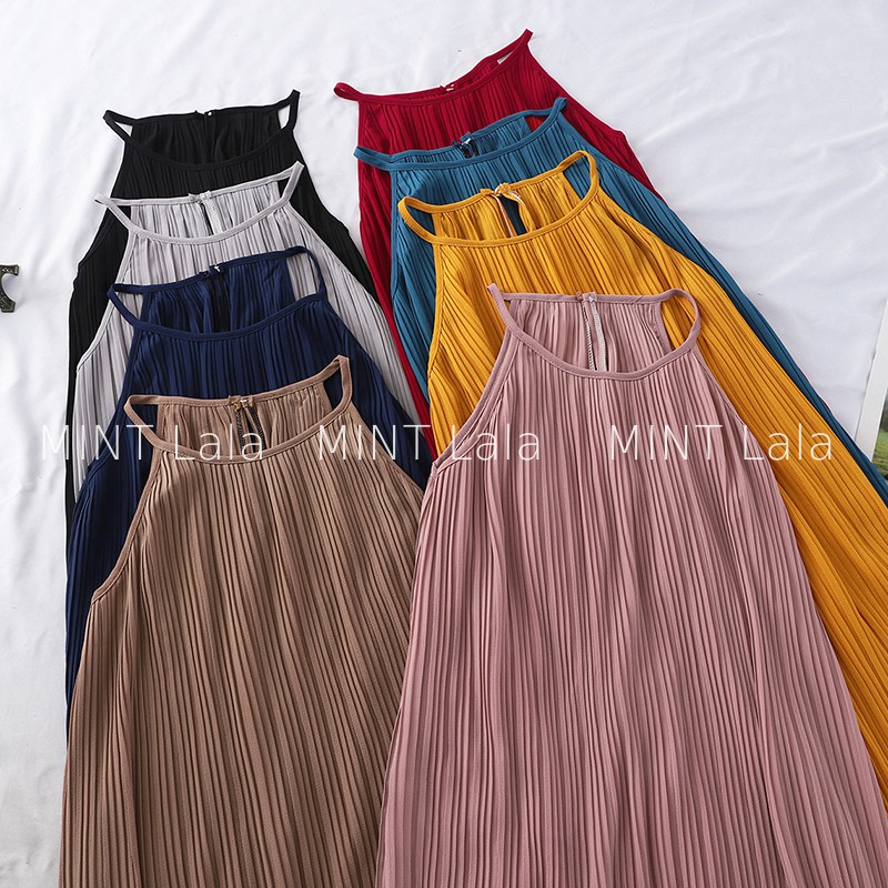 Váy Đầm Maxi Cổ Yếm Xếp Li Dáng Suông Đi Biển - Hàng QC
