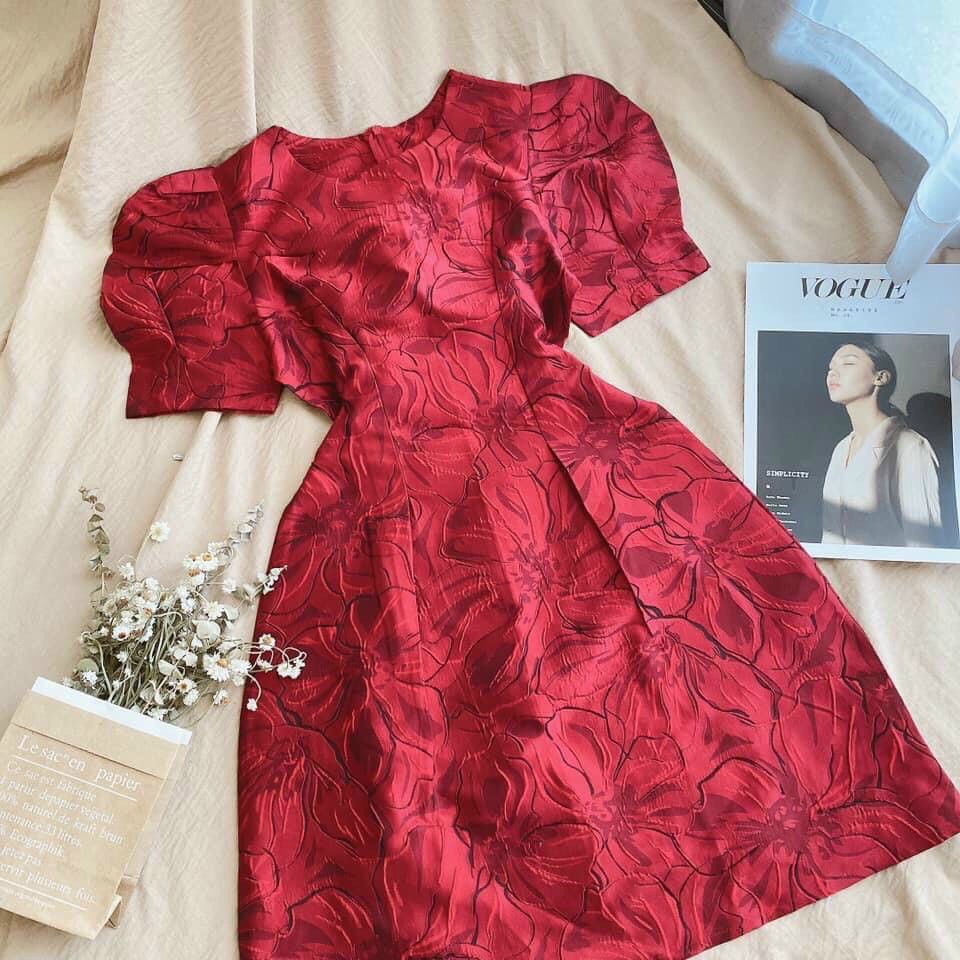 đầm xòe gấm cao cấp tay phồng