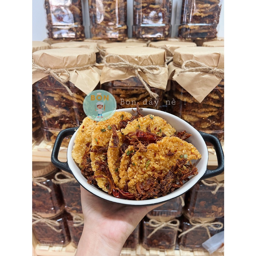 Cơm cháy lắc khô heo tỏi phi 600G, Giòn tan thơm ngon đậm vị, Đặc biệt nhà làm | BigBuy360 - bigbuy360.vn
