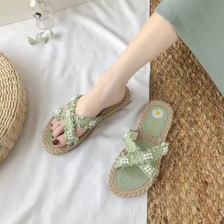 Dép cói chéo đính ngọc