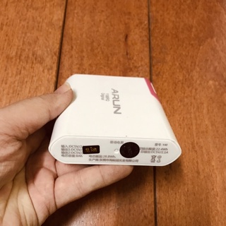 Pin Dự Phòng ARUN 10400 mah