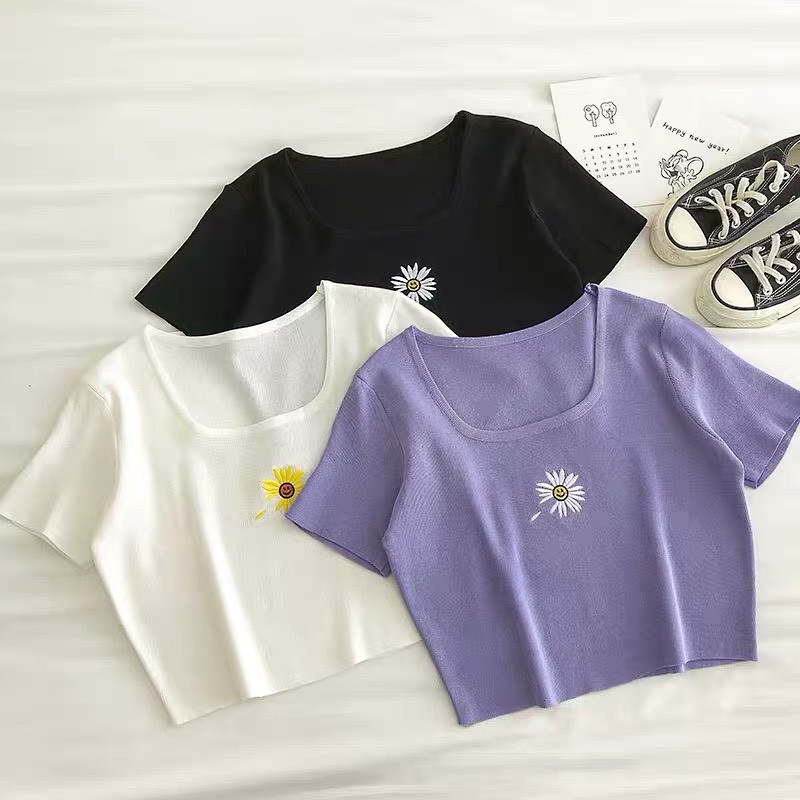 Áo croptop nữ cổ vuông chất len mỏng thêu hoa cúc dáng ôm mix đồ siêu đẹp