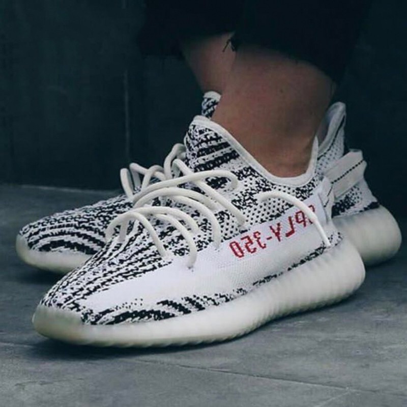 Giày Thể Thao Chạy Bộ Adidas Yeezy Boost 350 V2