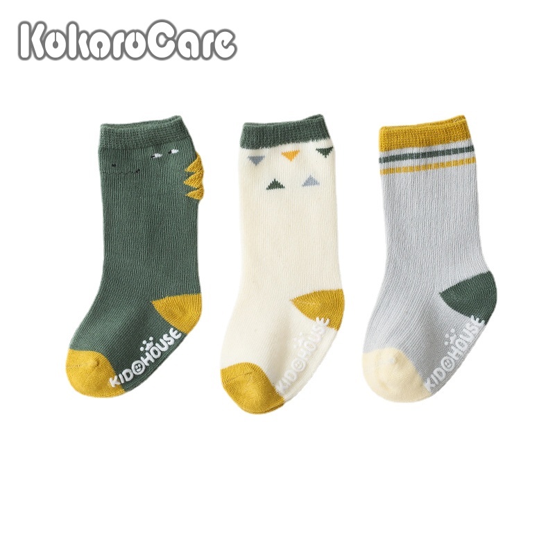 Bộ 3 đôi tất KOKOROCARE bằng cotton chải kĩ chống trượt hình cá sấu xanh lá size S/M/L cho bé 6 tháng -5 tuổi
