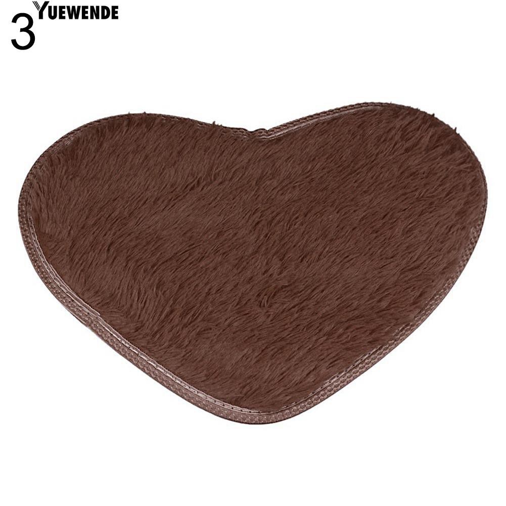 Thảm chùi chân chống trượt hình trái tim dài 40 X 30cm