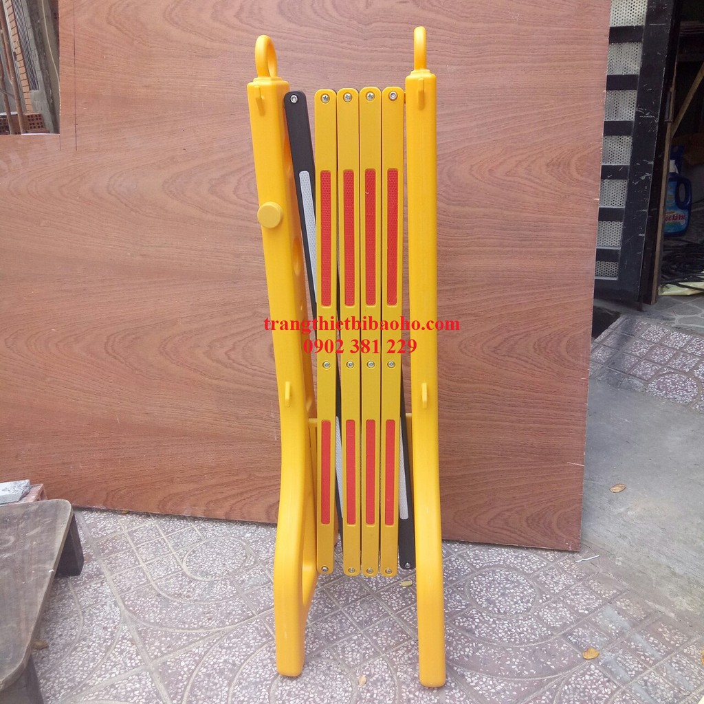 Hàng rào nhựa cảnh báo di động xếp gọn Barie cao 96cm x 2,5m