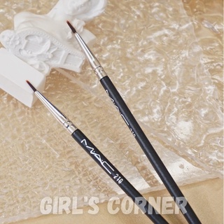 Cọ liner dáng mảnh M.a.c 210 Precise Eye Liner