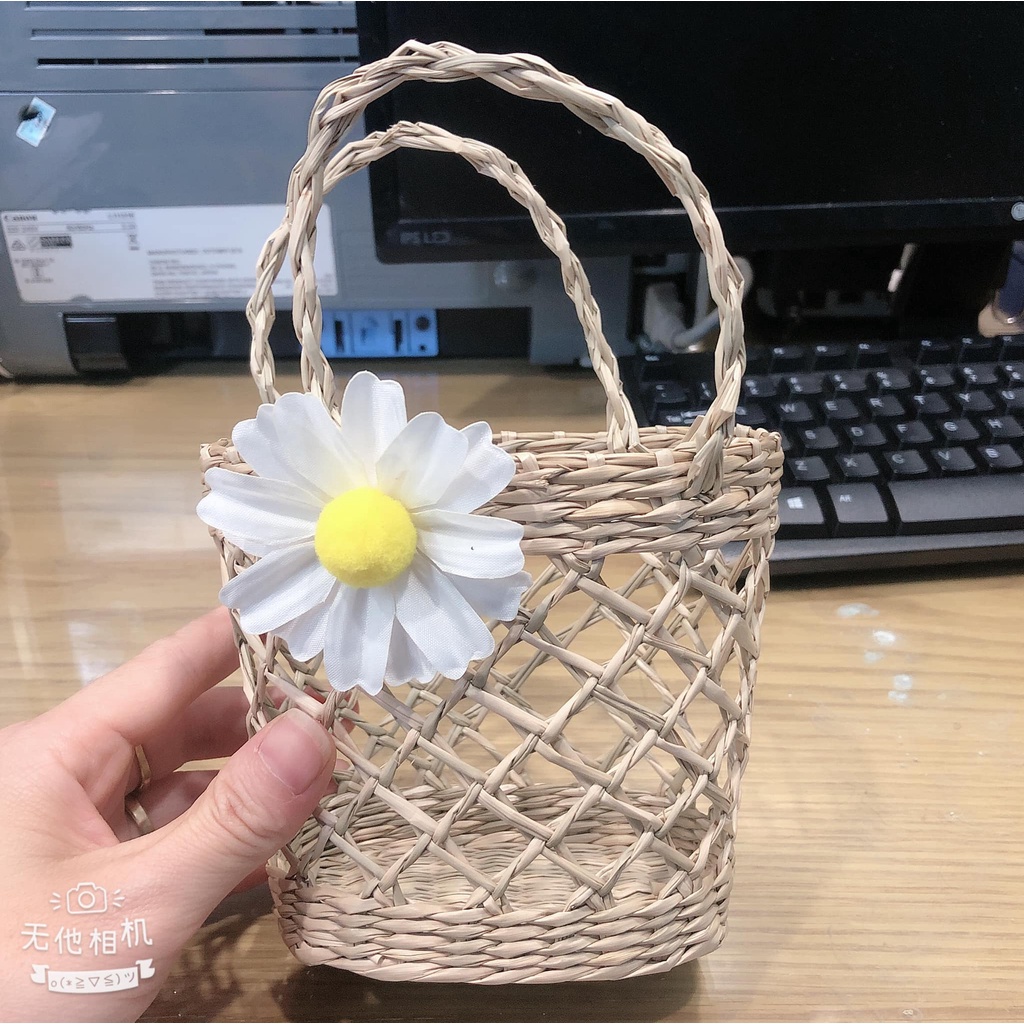 Túi giỏ cói handmade nơ, hoa cúc cho mẹ và bé sống ảo đi du lịch, đi biển cực xinh size 12cm an toàn cho da bé