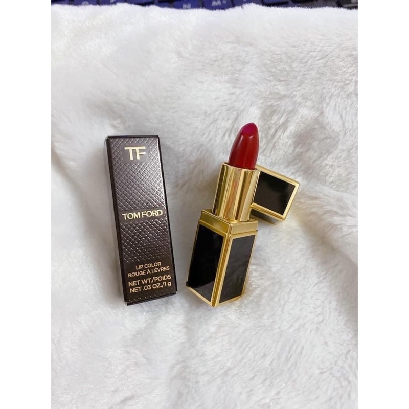 - Son Tomford Scarlet Rouge tone đỏ đẹp sang full box đủ bill 1gram