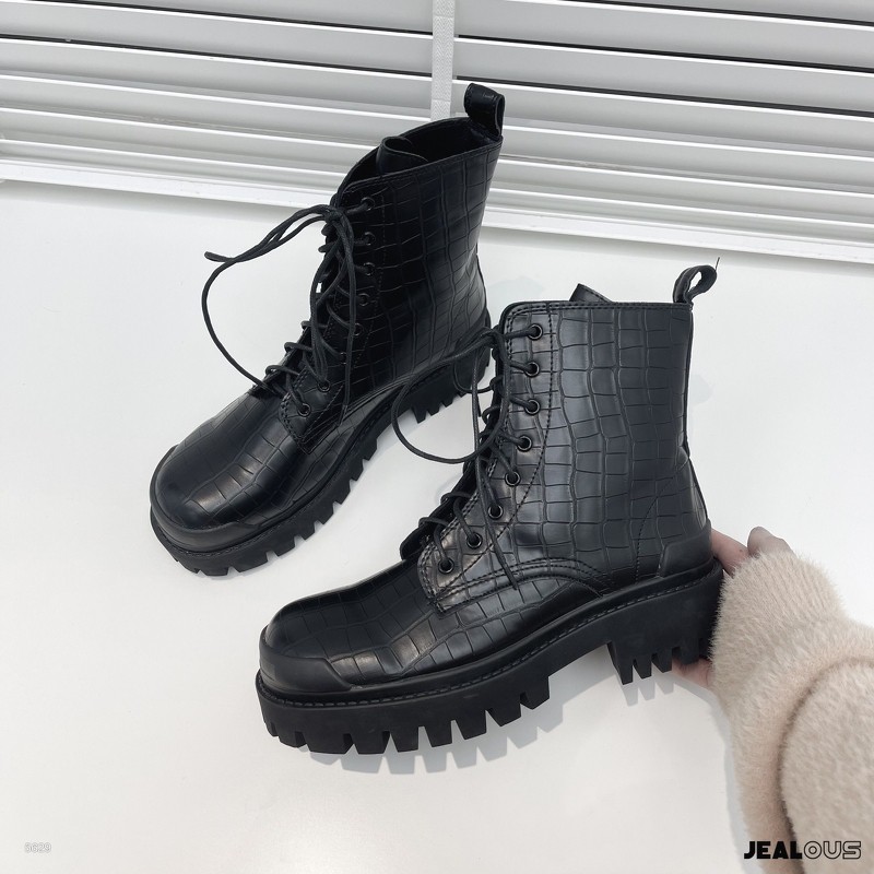 Giày boots nữ, giày boots da trăn mũi nhựa 5629