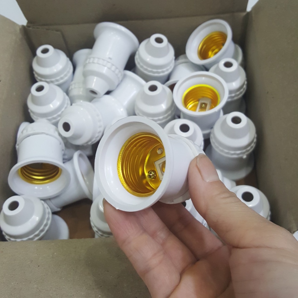 Đui đèn loe trắng E27 loại tốt dạng xoáy dùng cho bóng đèn