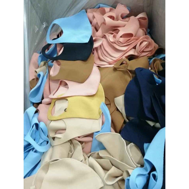 Khẩu trang vải kiểu Hàn Quốc tái sử dụng nhiều lần, chất liệu mềm mại dễ dàng giặt | BigBuy360 - bigbuy360.vn
