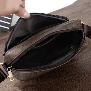 [HOT DEAL] Túi Đeo Chéo Da 4U Thời Trang D303