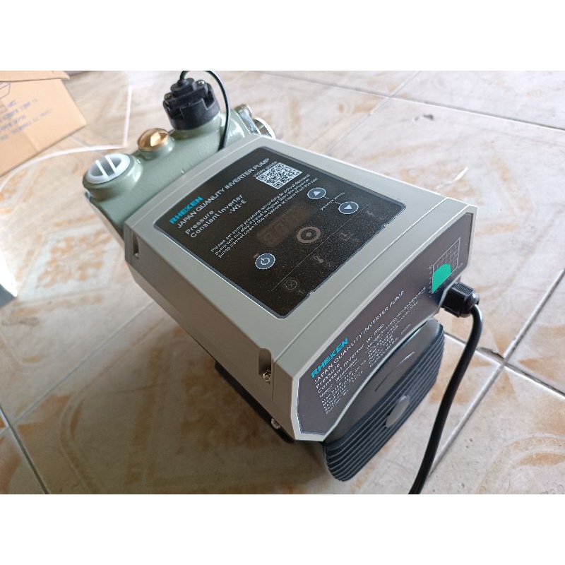 Máy bơm tăng áp biến tần Rheken WZB 35-800I (800w)
