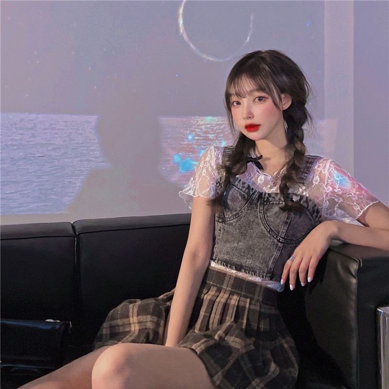 Áo denim cúp ngực 2 dây siêu ngầu dành cho các bạn gái năm 2021