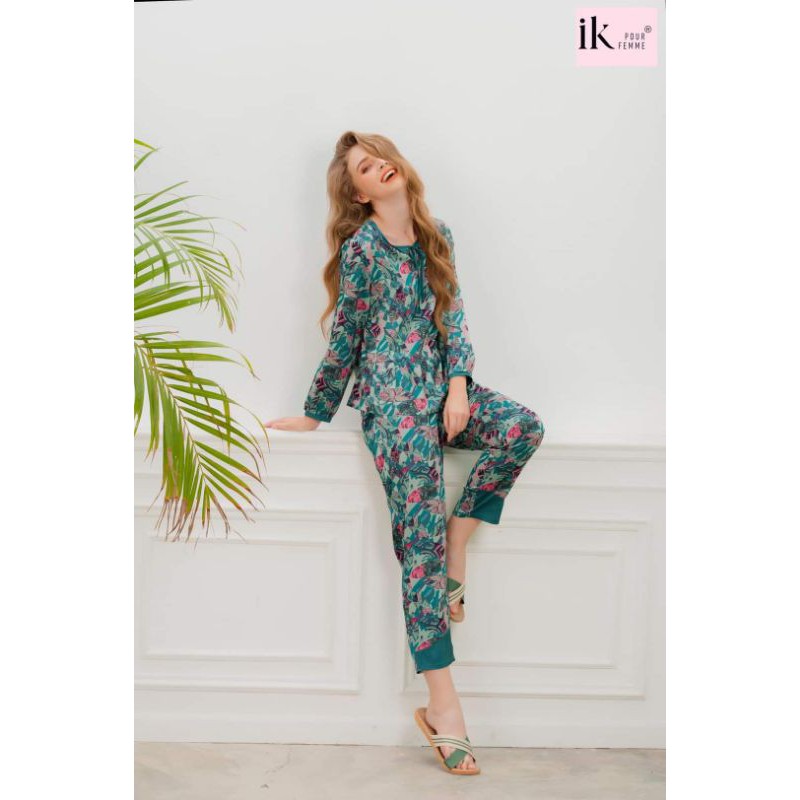 Bộ mặc nhà IK áo cổ lá sen dài tay quần dài lụa 0126 Giá 525.000đ