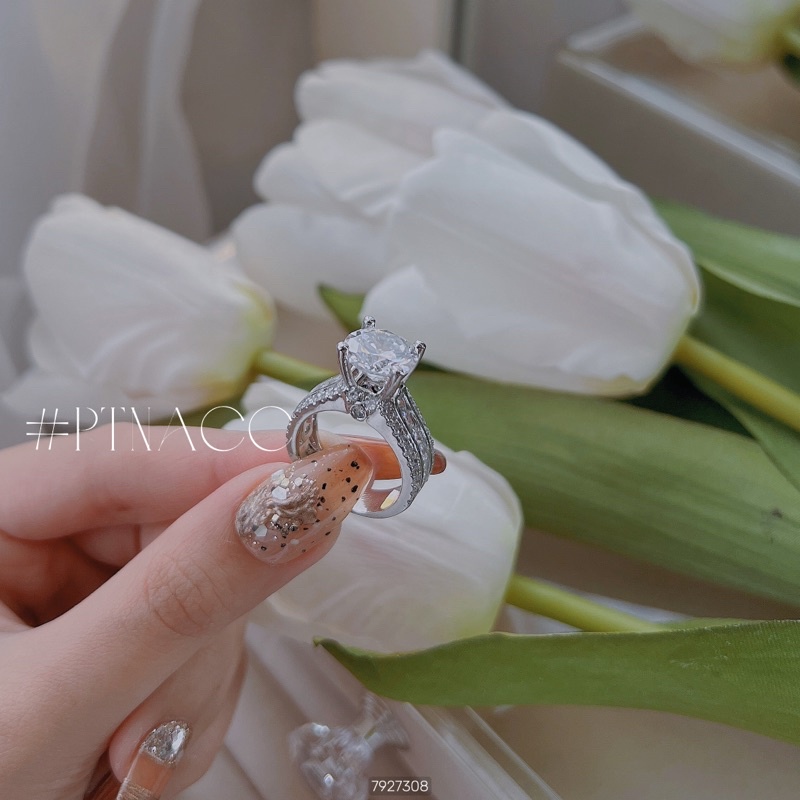 Nhẫn xi bạch kim đá tròn, nhẫn nữ đính đá đơn giản .PTNACC.