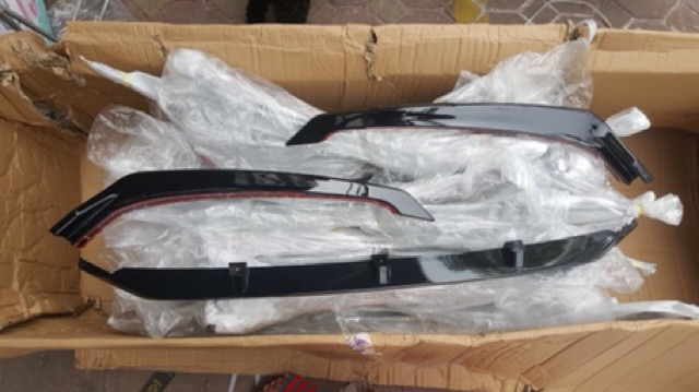 Líp trước Elantra 2016 - 2018 Mẫu 1