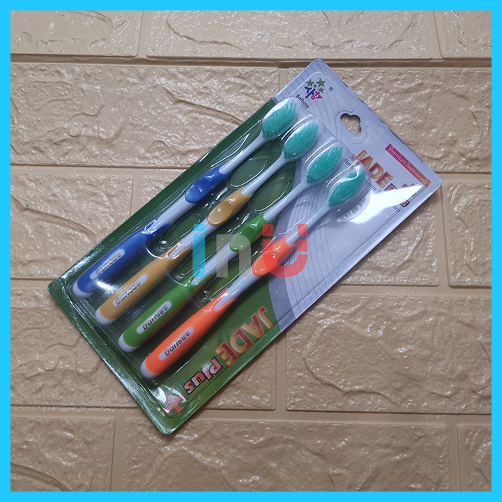 HCM - Vỉ 4 bàn chải đánh răng lông mềm