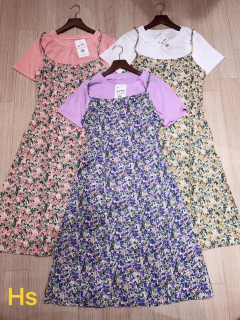 Set váy vintage yếm hoa nhí 2 dây kèm áo phông trơn